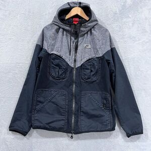 Nike International‎ Jacket Women's Medium Full Zip Hood Utility Black Gray